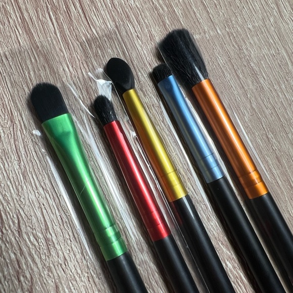 Set of 5 Morphe Eye Brushes - Picture 4 of 4